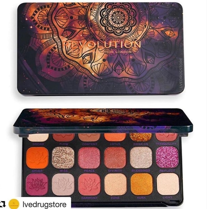 BeautyBusiness_'s tweet photo. 🌟 NEW! From @MakeupRVLTN Forever Flawless Spirituality Palette (£12)!
Features 18 matte and satin shades, from burning oranges, to dreamlike purples and magical pops of gold, silver and pink pressed glitters.
➡️ Available now at makeup https://t.co/e4h3eclxad. https://t.co/YXhJFFLTBH
