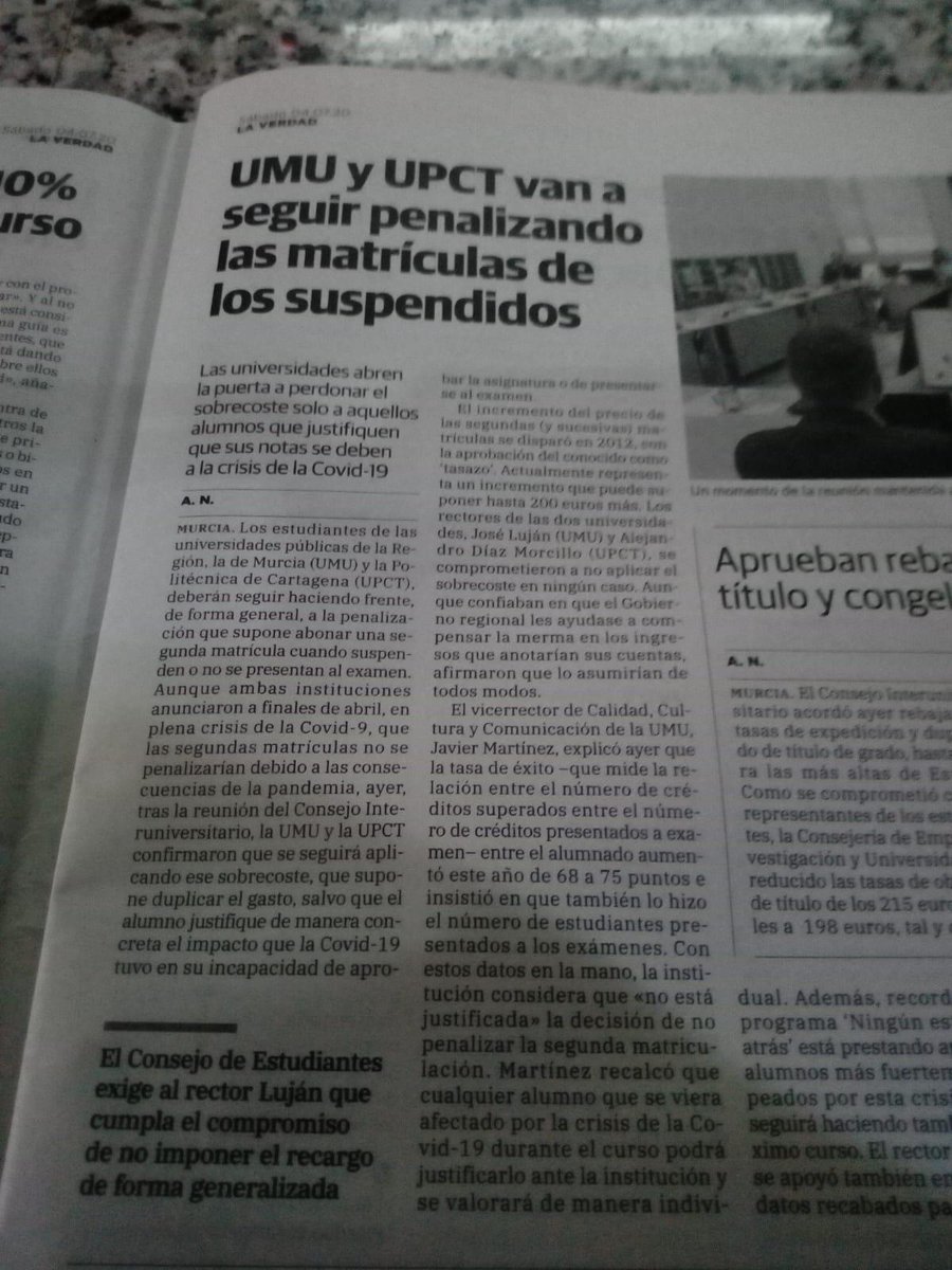 PorMiRegionJuv's tweet photo. Denunciamos la actitud de la @UMU y de la UPCT respecto a la penalización de las matrículas a los alumnos que han suspendido asignaturas. En tiempos excepcionales, medidas excepcionales. Exigimos que rectifiquen sus posturas y cobren como igual matrícula que el curso anterior. https://t.co/LCDozc6Nxl