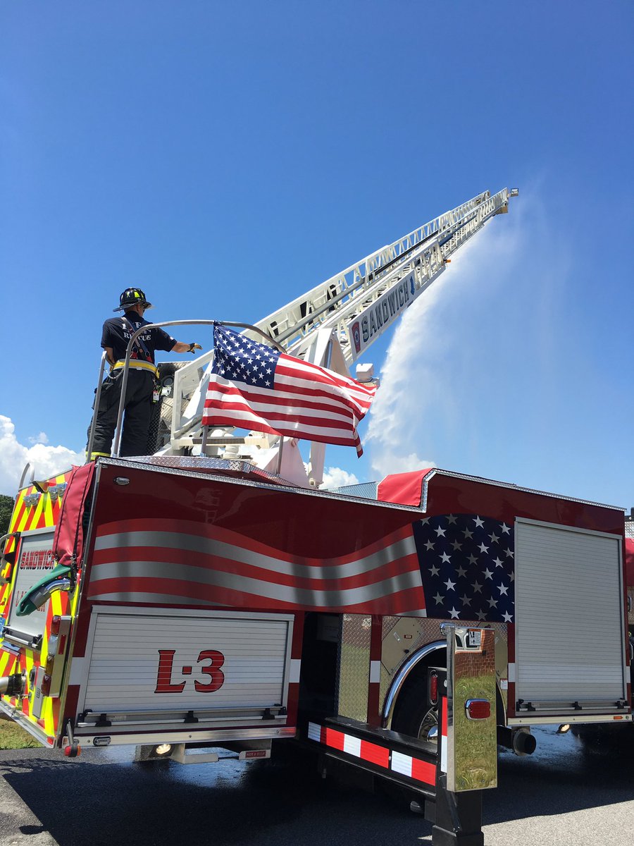 Sandwich Fire Dept would like to wish everyone a Safe &amp; Happy 4 th of July.!