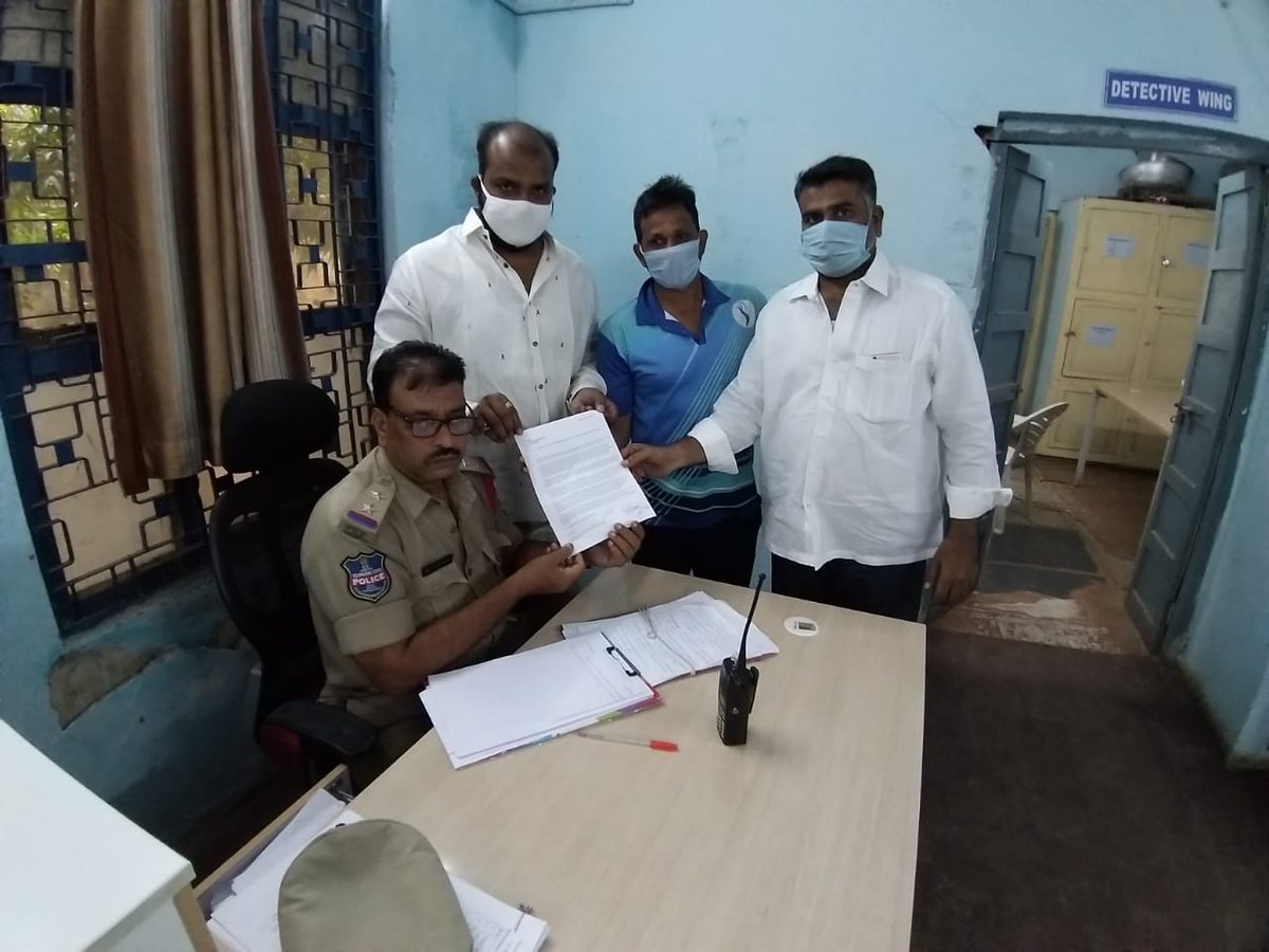 LadduYadavBJP's tweet photo. Today i have filed a complaint against #KrishnaAndHisLeela web series which is been released by #Netflix at Shahinayat Gunj Police Station in #Hyderabad. https://t.co/Oru2DCnqUl