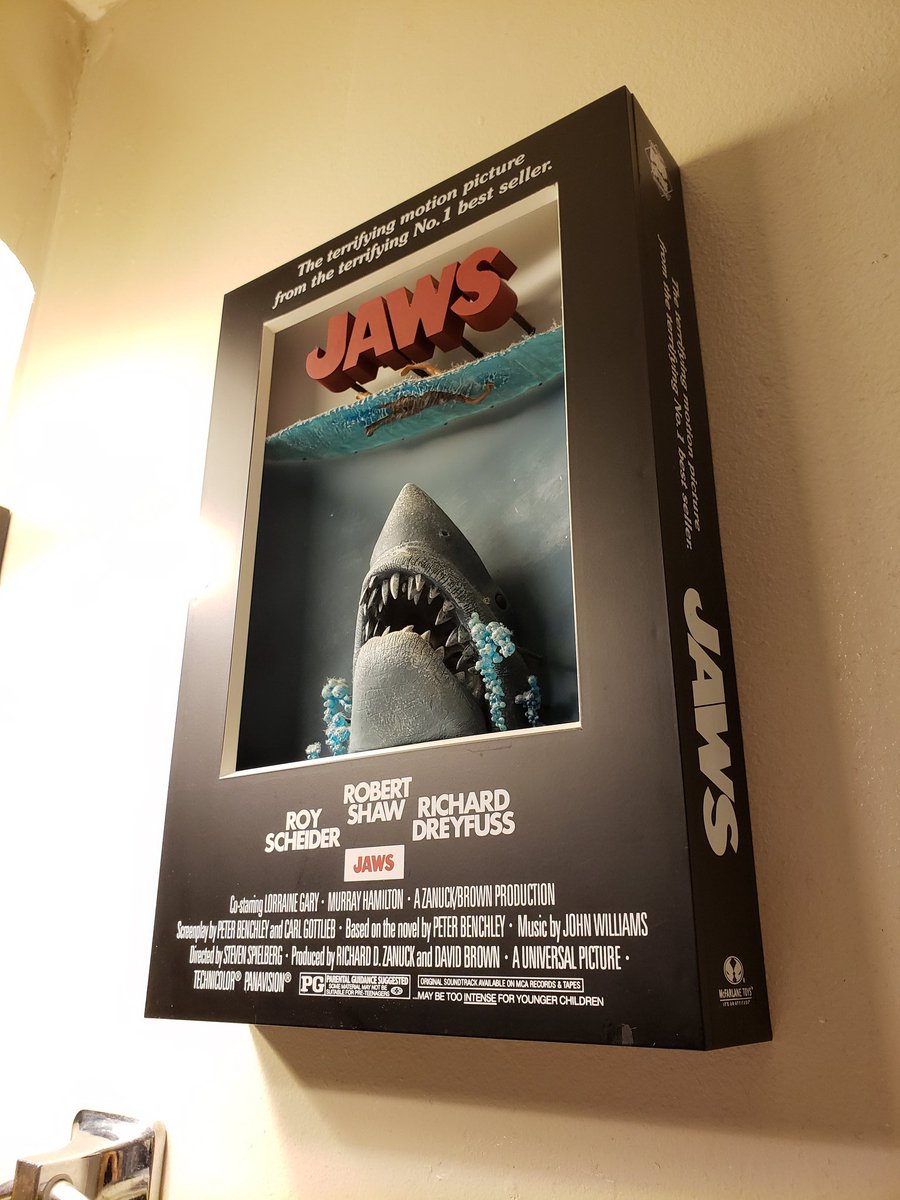 FutureBoyChris's tweet photo. In our bathroom...every 24 hours is like 3 weeks. β€π€ππ€ #Happy4thOfJuly #Jaws #ToothpasteSplatter #OceanBubbles #WhoCanTellAnymore #FourthOfJuly πΊπ² https://t.co/YsV6pzkhpD