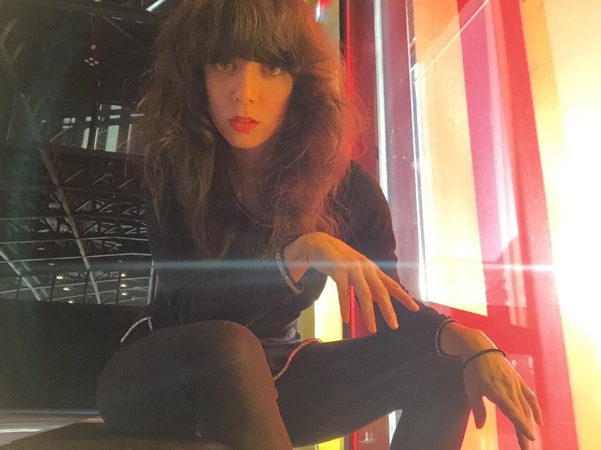 laurenmoonmusic's tweet photo. Enjoy the weekend!
Β°
Β°
Β°
#Lockdownnomore #singersongwriter #laurenmoonmusic #musician #weekend https://t.co/IAVxZvCCgc
