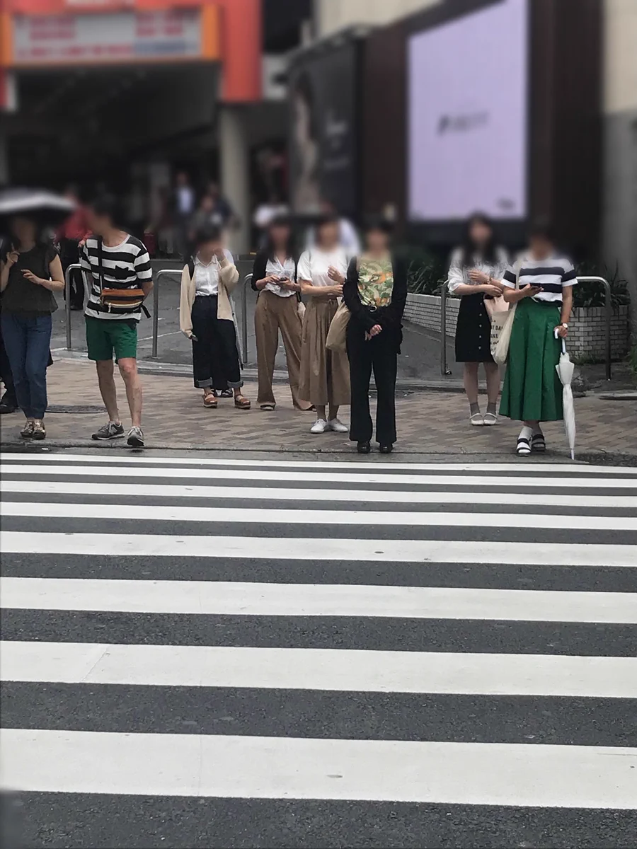 付き合った方がいい？他人だけどペアルックな二人www