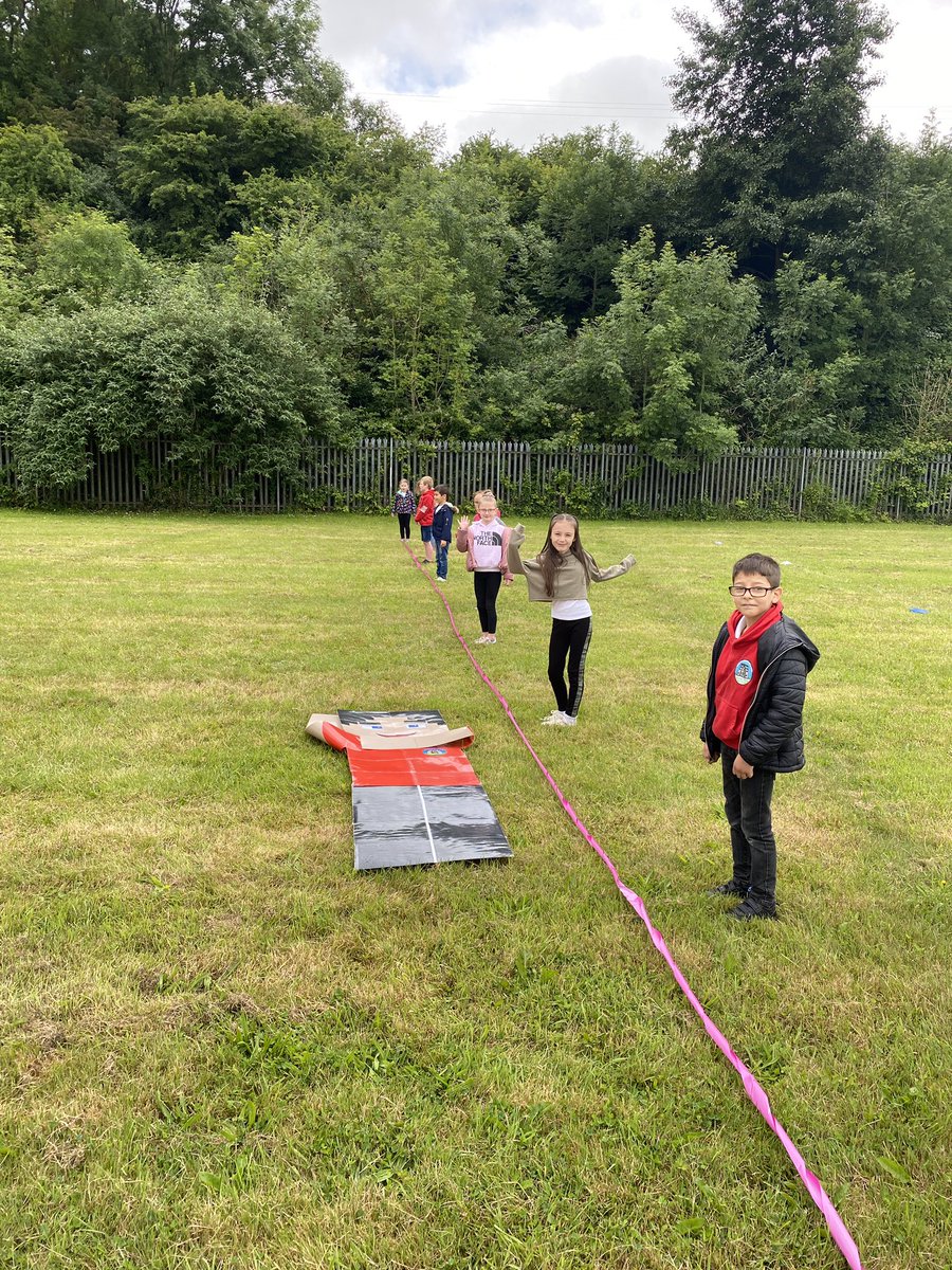 yr2PDCS's tweet photo. 2RM great first day back to school, lots of fun and smiles #SchoolsPembs #StevenRD70 #wgmin_education #headPdcs https://t.co/GeiXPpXCMX