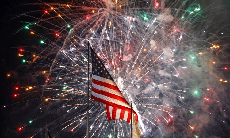 Happy 4th of July!  Wishing everyone peace and prosperity on this special day! 🇺🇸🎇