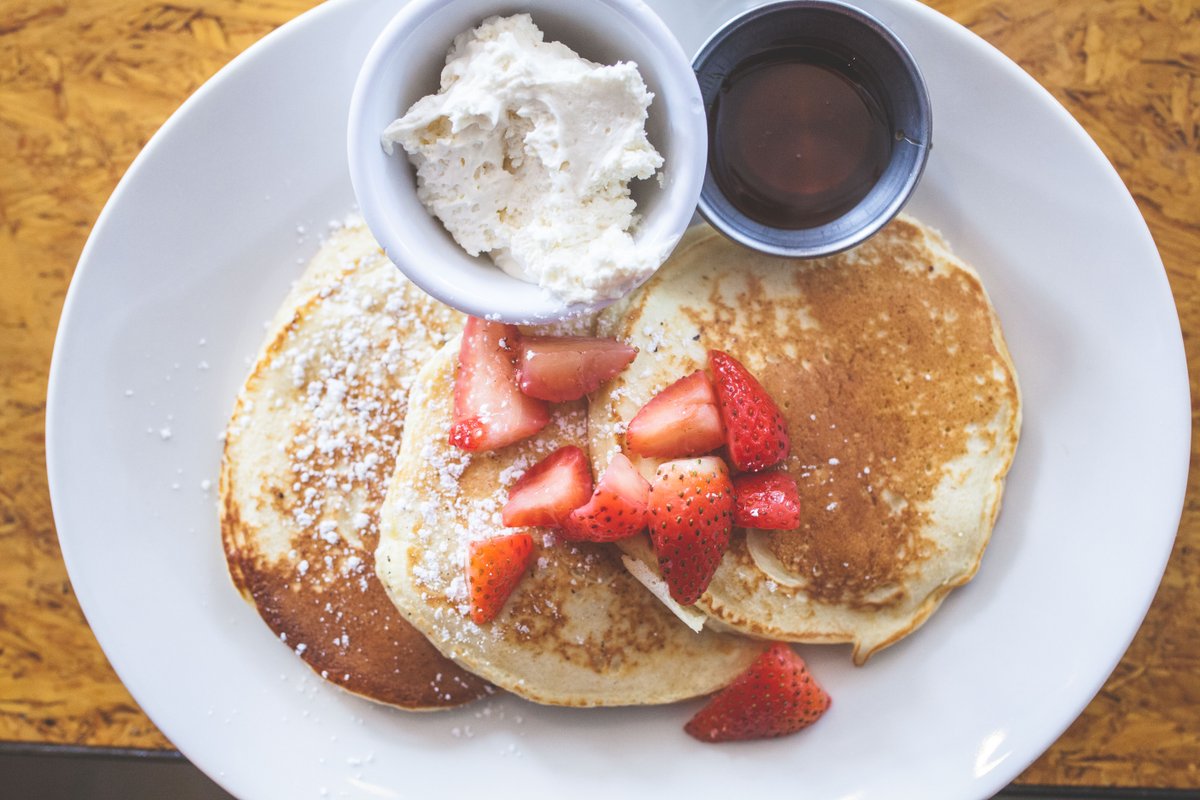 Cafe_Lift's tweet photo. Happy 4th!! Join us for brunch outside today or grab takeout (link in bio) 9 am until 2 pm ! https://t.co/1YGlAjfVG6