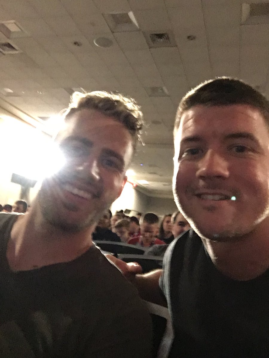 Primetime_NE's tweet photo. #RTXMemories #RTX2016 https://t.co/3GHCRt1DzE