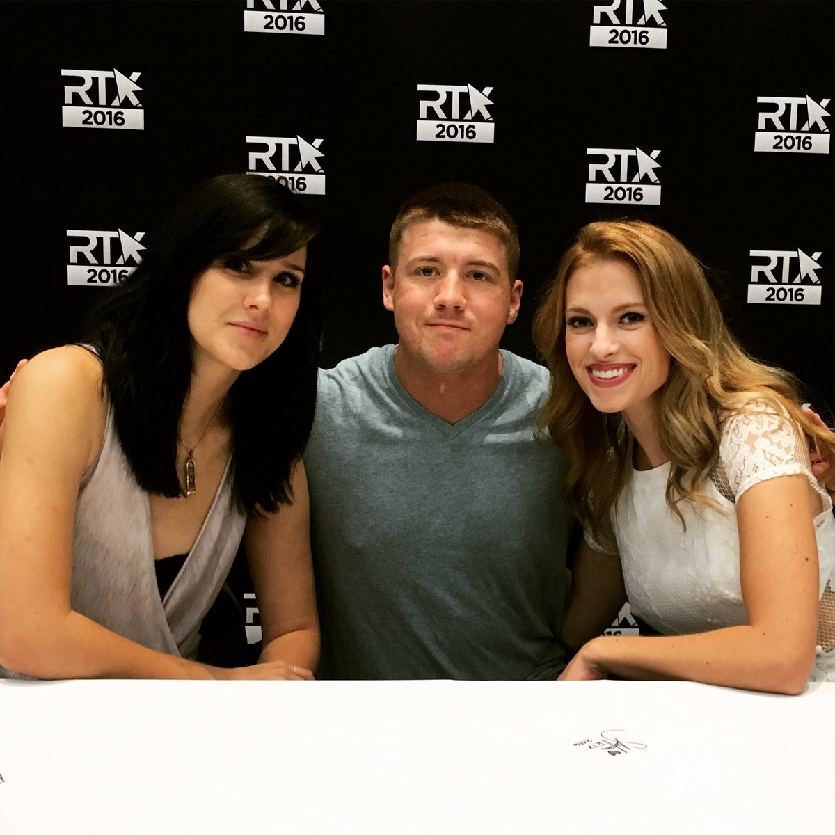 Primetime_NE's tweet photo. #RTXMemories #RTX2016 https://t.co/IqOyupCJIR