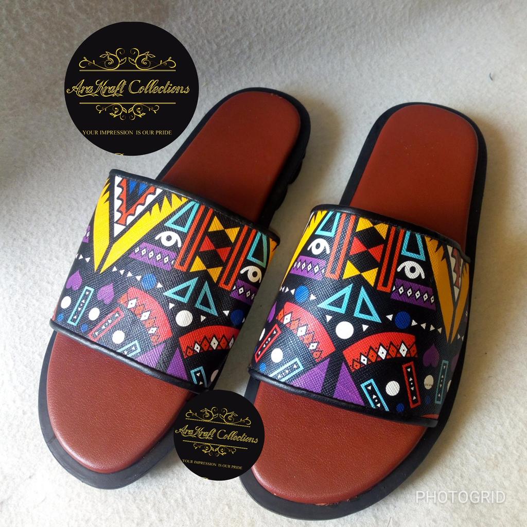What about dropping a beautiful good afternoon gift😀 you can gift your loved ones this Salah

Let's your feet do the talking

We discovered that #leather is one of man's earliest and most useful discoveries. Durable and comfort.

#slidesandals #unisexslides #shoemakersinibadan