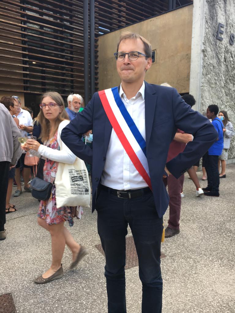 Avec 59, 32 % les Saint-Égrèvoises et Saint-Egrevoises ont choisi l'alternance et une équipe qui portera le plus haut possible les transitions écologiques, sociales et démocratiques.
Le travail ne fait que commencer et comme je le répète :l'équipe <a href="/SaintEgreveEPD/">Saint Egreve 2020 - Ensemble Pour Demain</a> est prête 💪👏😀