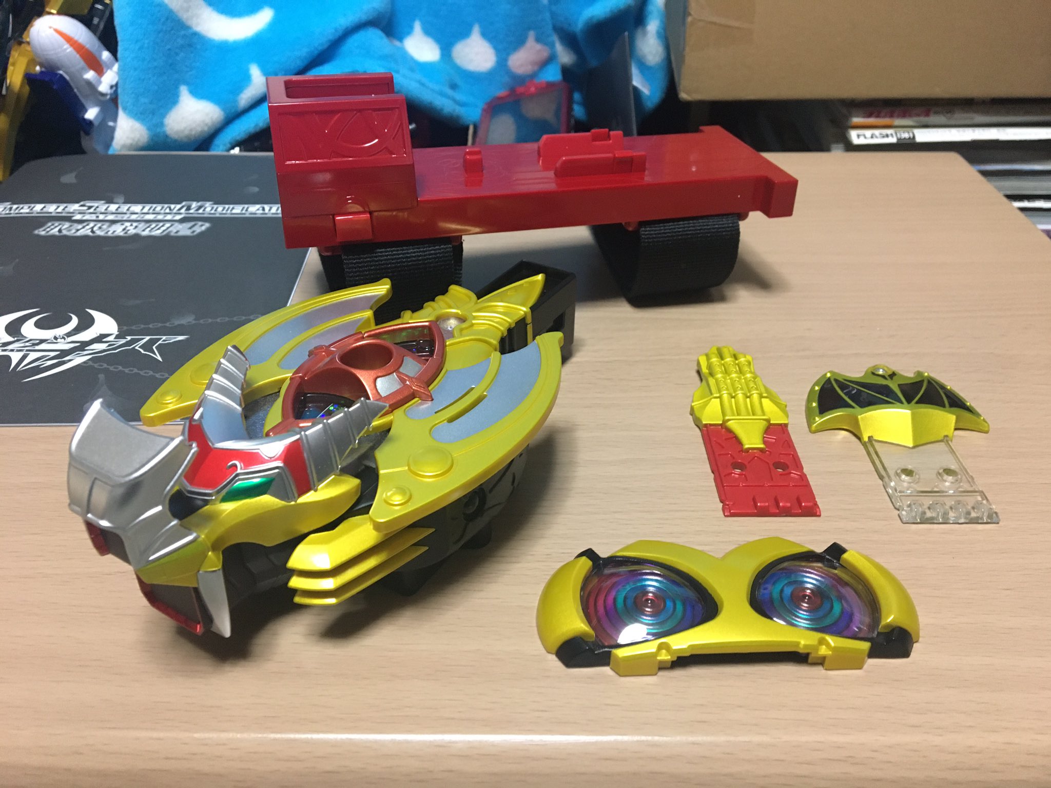 だいき やっと開封csmタツロット 仮面ライダーキバ タツロット