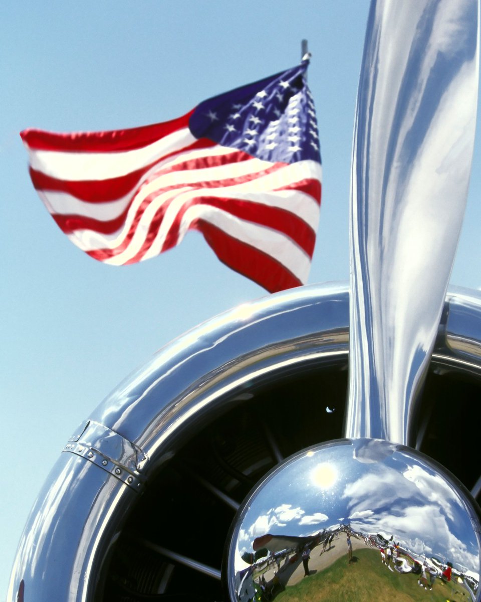 Macairgroup's tweet photo. Freedom…to Fly
Freedom…to Be One With The sky
Happy Birthday America, from  
MAC Jets FBO (KPWM)
MAC Jet Charter
Maine Aviation Aircraft Maintenance
MAC Aircraft Sales
#flymacjets #aviationdaily #aviationworld #pilot #pilotlife #visitmaine #Vacation #Vacationland #maineliving https://t.co/WL0jfsiVkW