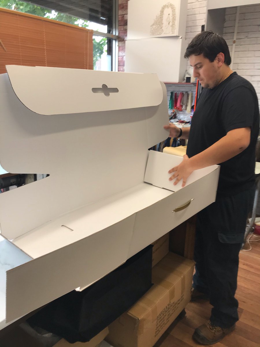 5ElmsDryCleaner's tweet photo. Boxing a wedding dress is like giving yourself the ultimate present.  Here's Jonathan boxing a wedding dress we cleaned recently. Isn't that box just beautiful!?

#qualitydrycleaning #professionaldrycleaning #dagenham #fiveelmsdrycleaners #weddingdresscleaning https://t.co/Yy5ngh4wlP