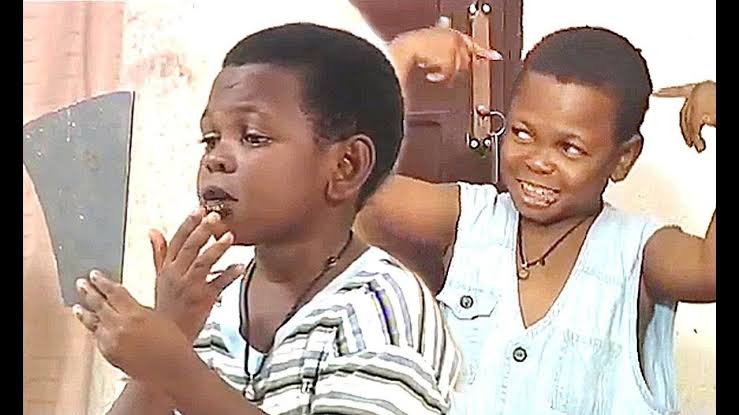 உடலில் தான் குறை ஆனால் மனதளவில் மிகவும் உற்சாகமானவர். இவருக்கு சிறு வயதிலிருந்தே நடிப்பின் மீதும் சினிமாவின் மீதும் காதல் இருந்தது. நாம் தேர்ந்தெடுக்கும் படிப்பு சினிமா சம்பந்தப்பட்டதாக இருக்க வேண்டுமென்று முடிவு எடுத்து மாஸ் கம்யூனிகேஷன் படித்து முடித்தார். பிறகு சினிமாவில்