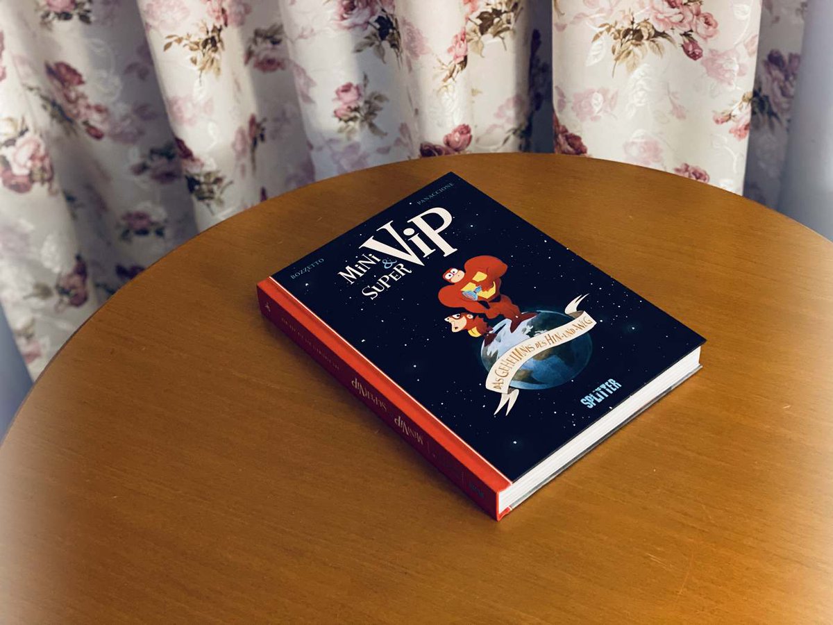 Vincisblog's tweet photo. Vip Vip Hurra
@SplitterVerlag #MiniVipSuperVip #MiniVip #SuperVip #HinUndWeg #DasHinUndWeg #BrunoBozzetto #Comic #Comicbook #Comicbuch #Comics #Furchtbarkeit #GrégoryPanaccione #Lesen #Luftverschmutzung #Meinung #Muster #Review #Rezension #Sparky #Test https://t.co/e7rVHDBC0i https://t.co/zg3LYlEtTY