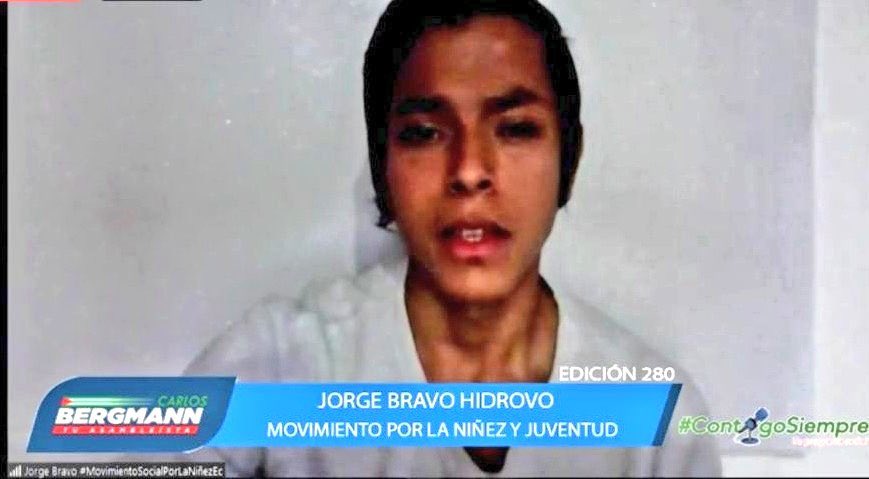 FUNCOCIM's tweet photo. Voluntario @JorgeBravoHI de la provincia #Manabí ,participó del programa radial @ContigoSiempxe @bergmannerestu ,en el que se analiza la situación de la niñez en el país y la propuesta de Código de Niñez que debate la @AsambleaEcuador #FUNDACIONFUNCOCIM #AccionesQueUnenCorazones https://t.co/ykTlSYQZ2a