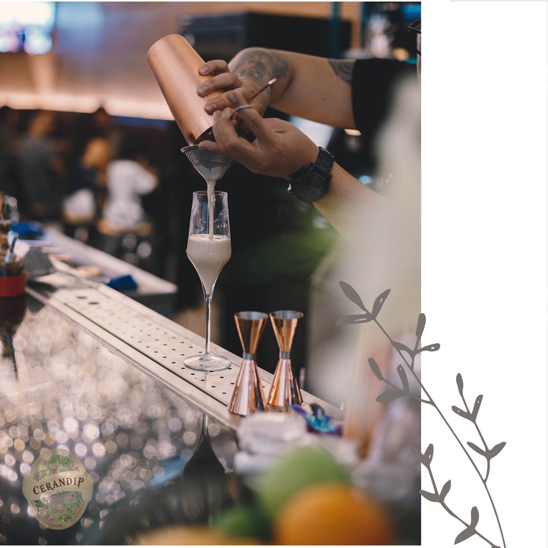Cerandip1's tweet photo. Any distilled spirit could theoretically be mixed with cream to create a cream liqueur. That leaves a huge range of potential options and flavors, and in the past few years, the spirits industry has seen a surge in popularity of boozy cream, yielding many new bottles.

#cerandip https://t.co/wb4qXk9b4m