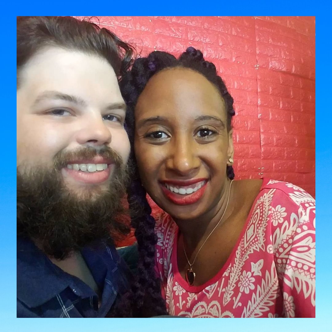 Happy 4th July to all our American friends
In this week's special, we talk about Independence to the very lovely Garland and Kyzia from Houston, Texas. We can't wait to try out some amazing strawberry cupcakes!! 
buff.ly/3f5vYXl

#IndependenceDay #4thofJuly #USA #Cupcakes
