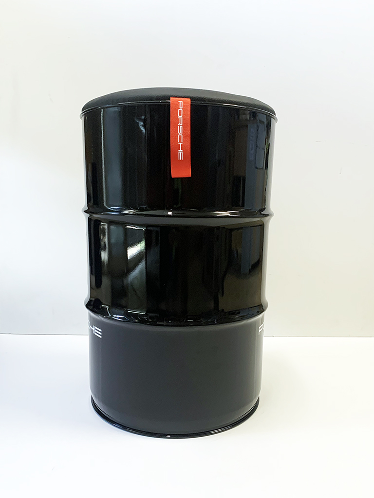 PKWerks's tweet photo. We are excited to present our new products
Come have a look at out latest lots on auction!
https://t.co/A2KMe0sop5
#PKWerks #memorabilia #automobilia #barchair #featurechair #sidechair #coffetable #barrel #barrelchair #barchair #Porsche #Ferrari https://t.co/8hcXeGlSeF