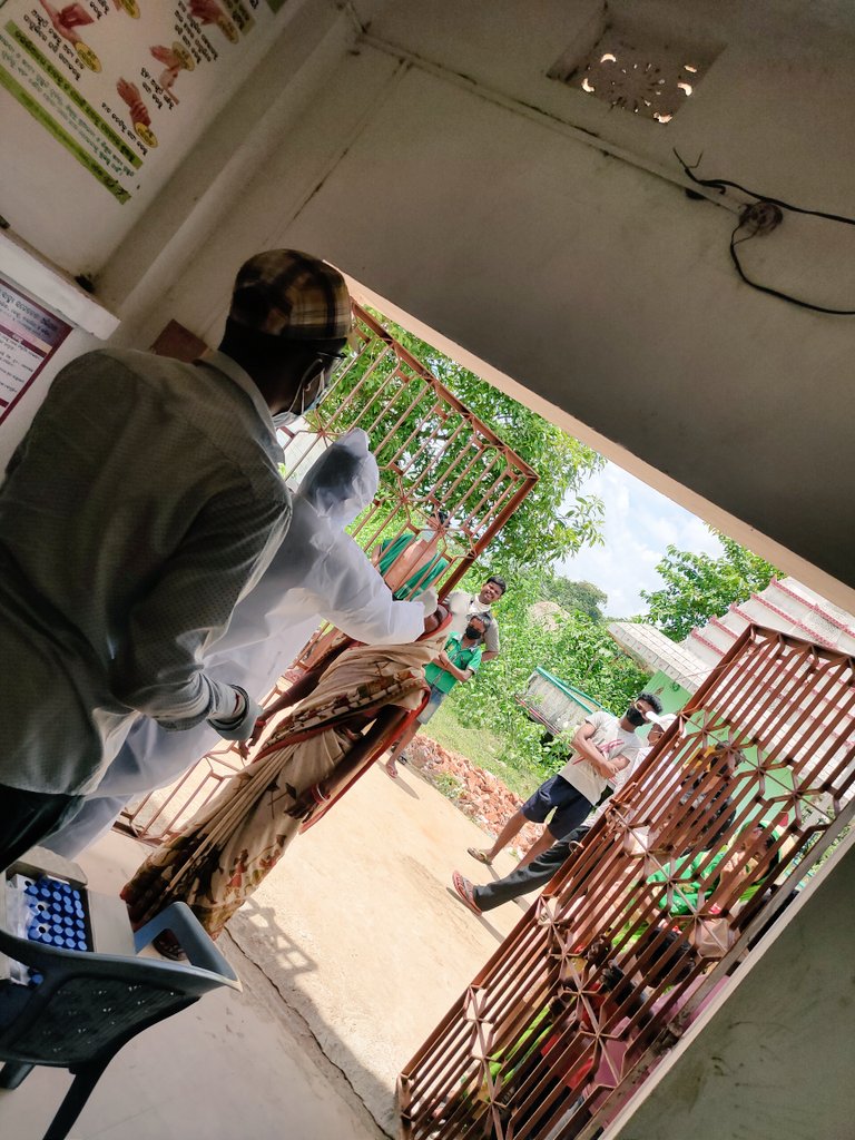 CHC_Barpada's tweet photo. #OdishaFightsCoronavirus
#Covid19odisha
#Swabcollection
Swab Sample Collection at CHC Barpada on 04-07-2020
@NHMBhadrak
@DM_Bhadrak https://t.co/sQRp1bEi30