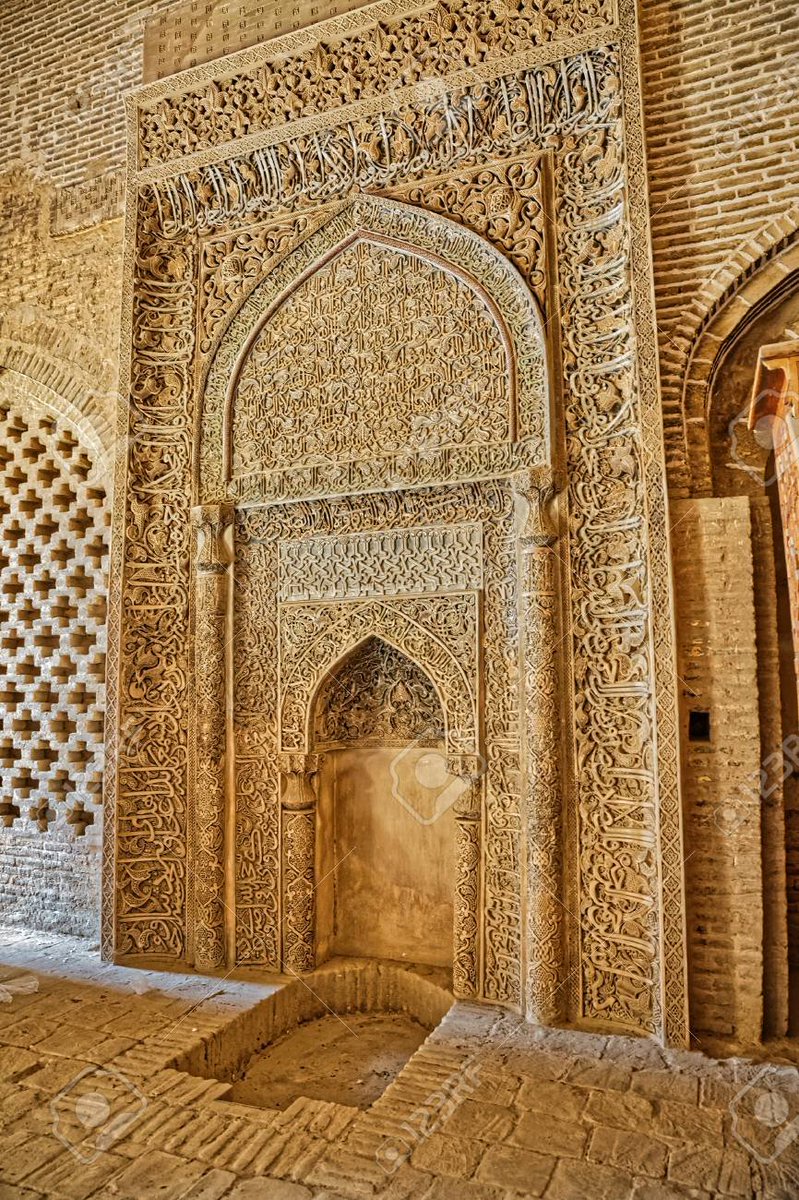 Mihrab. they are these niche on the wall (of the mosque) they show the qibla (direction of prayer- which is to Mecca). they are this specific shape idk how to explain. they are round in the top.