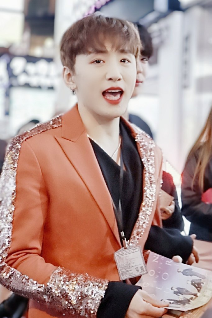 Earthmoon36's tweet image. 밤🌙 PR은 어려워(T0T) 
하지만, 이렇게 귀여운 해바라기🌻 ROEL씨는, 밤에도 천사야～😇💗💗💗
렐디의🌻라디오📻사랑해(*＞∇＜)ﾉ

#로엘 #ROEL #김선호
#곤 #GON #김성중
#ARGON