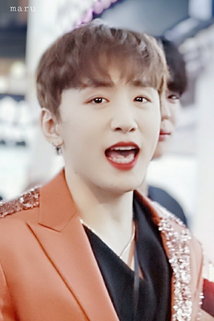 Earthmoon36's tweet image. 밤🌙 PR은 어려워(T0T) 
하지만, 이렇게 귀여운 해바라기🌻 ROEL씨는, 밤에도 천사야～😇💗💗💗
렐디의🌻라디오📻사랑해(*＞∇＜)ﾉ

#로엘 #ROEL #김선호
#곤 #GON #김성중
#ARGON