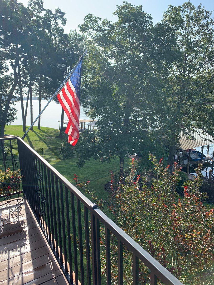 CabotTrack_XC's tweet photo. Happy Fourth of July everyone! https://t.co/gjXn2bH7KM