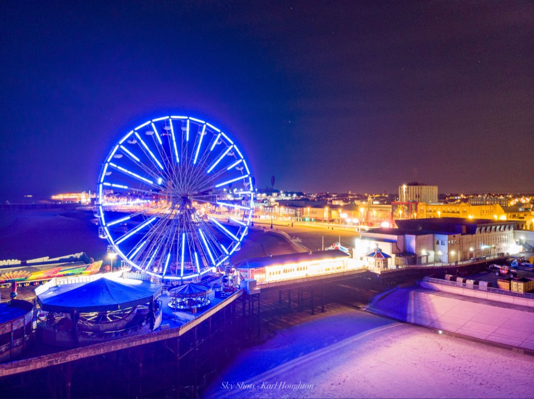 This evening, across the country, landmarks will #LightUpBlue in remembrance of all those we have sadly lost during the pandemic. Join us in shining a light in your window tonight, so we can remember together. #teamCNO #ThankYouTogether