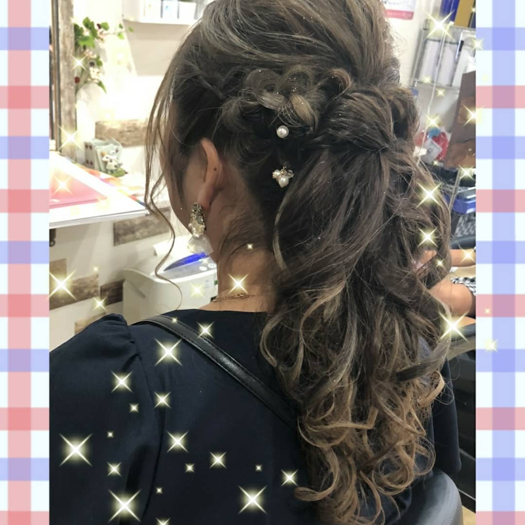 RuPyon1's tweet photo. 結婚式ヘアセット(☆w☆)親子でかわいい〜🎶いつもありがとうございます(((o(*ﾟ▽ﾟ*)o)))
#熱田区美容室
#るーぴょん https://t.co/sFp2TI3Kz4