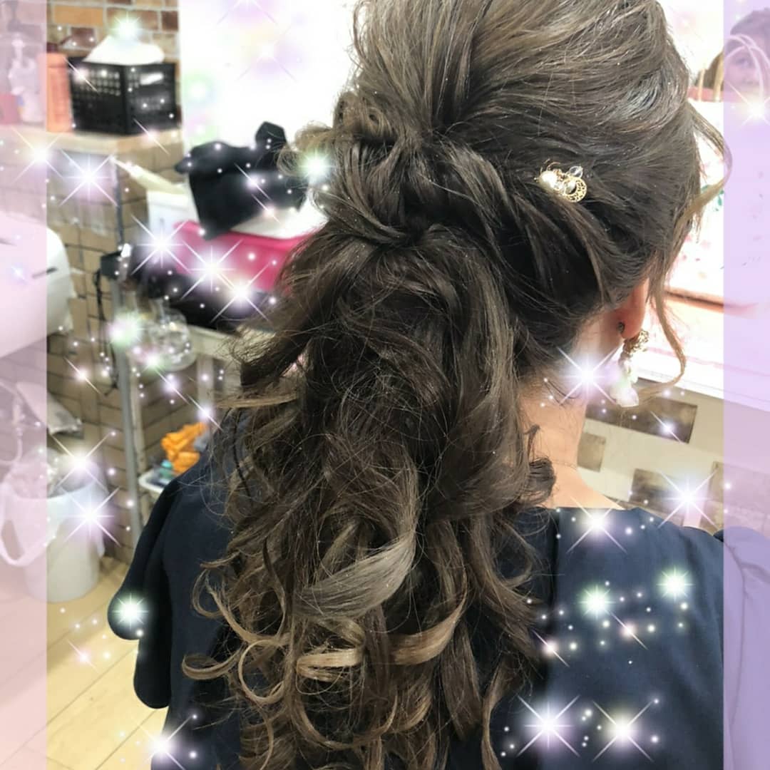 RuPyon1's tweet photo. 結婚式ヘアセット(☆w☆)親子でかわいい〜🎶いつもありがとうございます(((o(*ﾟ▽ﾟ*)o)))
#熱田区美容室
#るーぴょん https://t.co/sFp2TI3Kz4