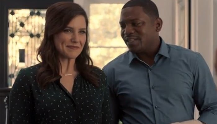 svpervalors's tweet photo. @niallxdavis The funny thing tho is that I decided to watch something else while trying to bring myself to continue cpd and decided to watch Love, Victor (a great show btw). Ngl, I was really surprised when I saw Mia’s dad’s new girlfriend lol 😂 https://t.co/YyG0M6F2T6