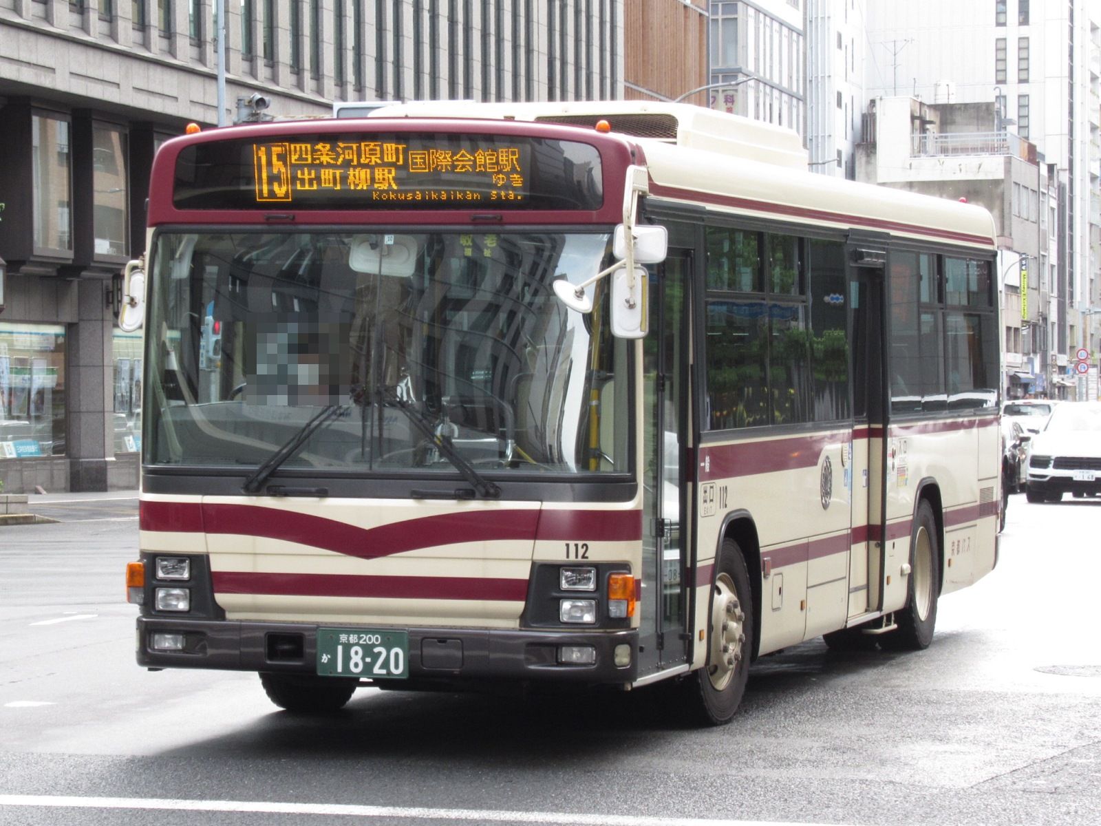 ｉｋｙｓ A Twitter 年7月4日 京都バス 四条烏丸 ４枚目除く No 2 京都バス １枚目 １５系統 10 ２枚目 １７系統 4504 ３枚目 1250 ４枚目 1506 場所 四条河原町 T Co Cvx1fvyqjk Twitter