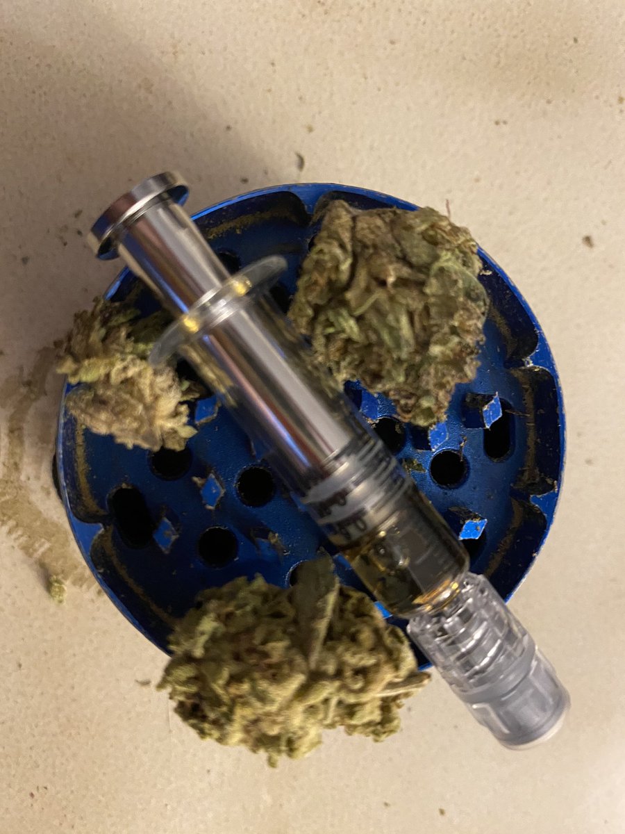 UnwindSmoke's tweet photo. Make sure you have the right products for your 4th of July!! Let freedom ring!! Use code shady0420 for a discount!! https://t.co/nwPTs7btV0