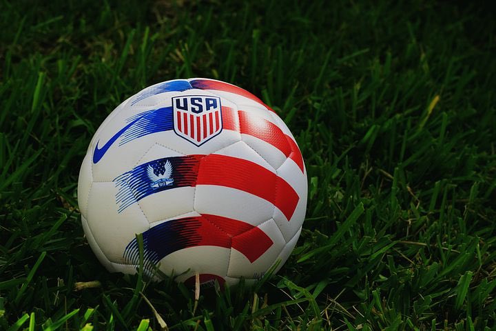 RIFutsalClub's tweet photo. Happy Birthday America!
RIFC wishes everyone a wonderful 4th of July!
Thank you all every day heroes that serve this beautiful country and keep it free, safe and great for everyone!
#wearefutsal #futsal #youthfutsal #soccer #youthsports #rhodeisland  #4thofjuly #usa #usa🇺🇸 https://t.co/qmpN0pVtup