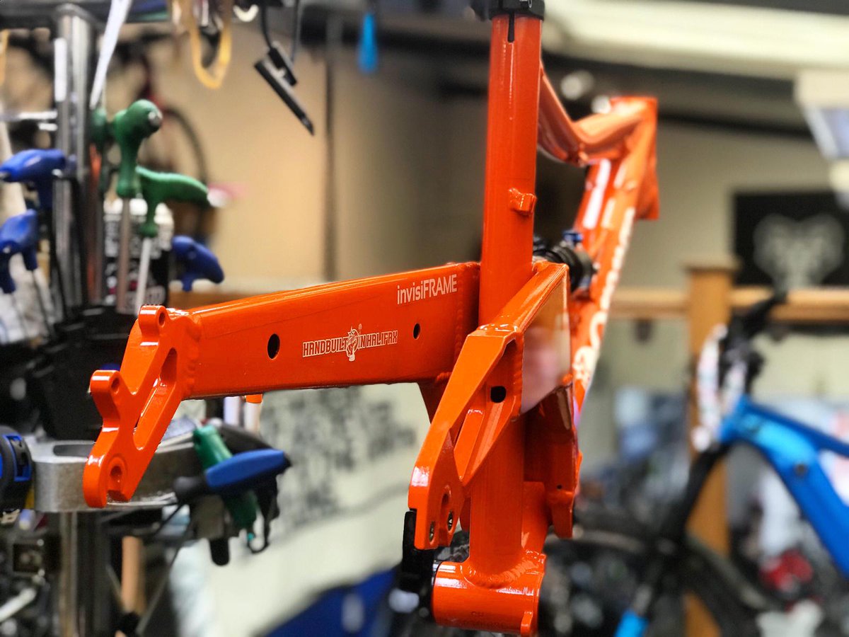 offcambercycles's tweet photo. This freshly painted Orange Five has just received the best frame protection from #invisiframe 😎 #offcambercycles #mtb #frameprotection #orangebikes #orangefive #orange #enduro #bikeshop #mechanic #parktool https://t.co/AC8bK0hYxg