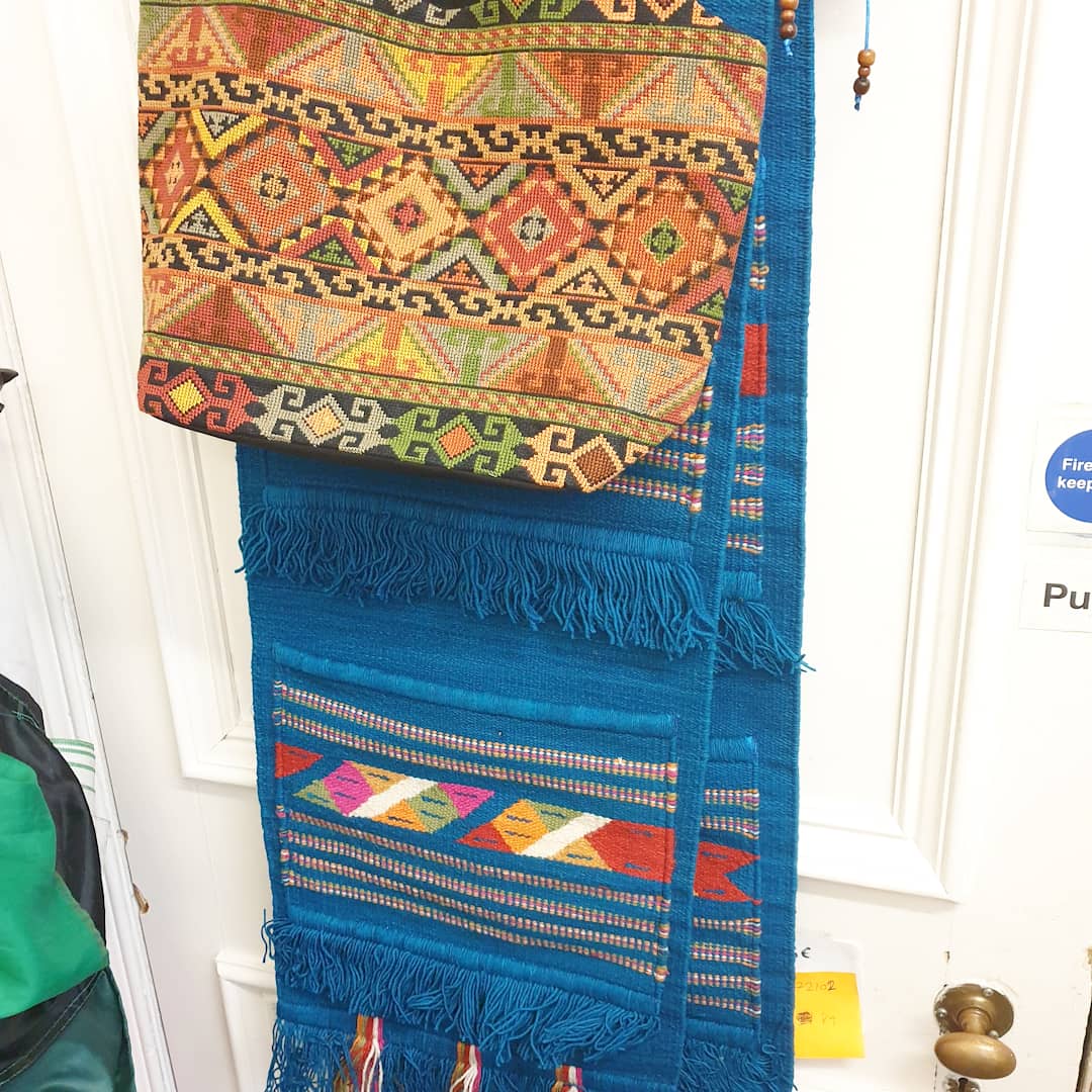 hadeel_uk's tweet image. We're so happy to have been able to receive a shipment of Palestinian crafts from Gaza! 😃🇵🇸 They will all be available on our website soon. #HadeelShop #Hadeel #Palestine #Solidarity #palestinianembroidery #socialenterprise #buythegoodstuff #sulafa #atfaluna_society #Gaza