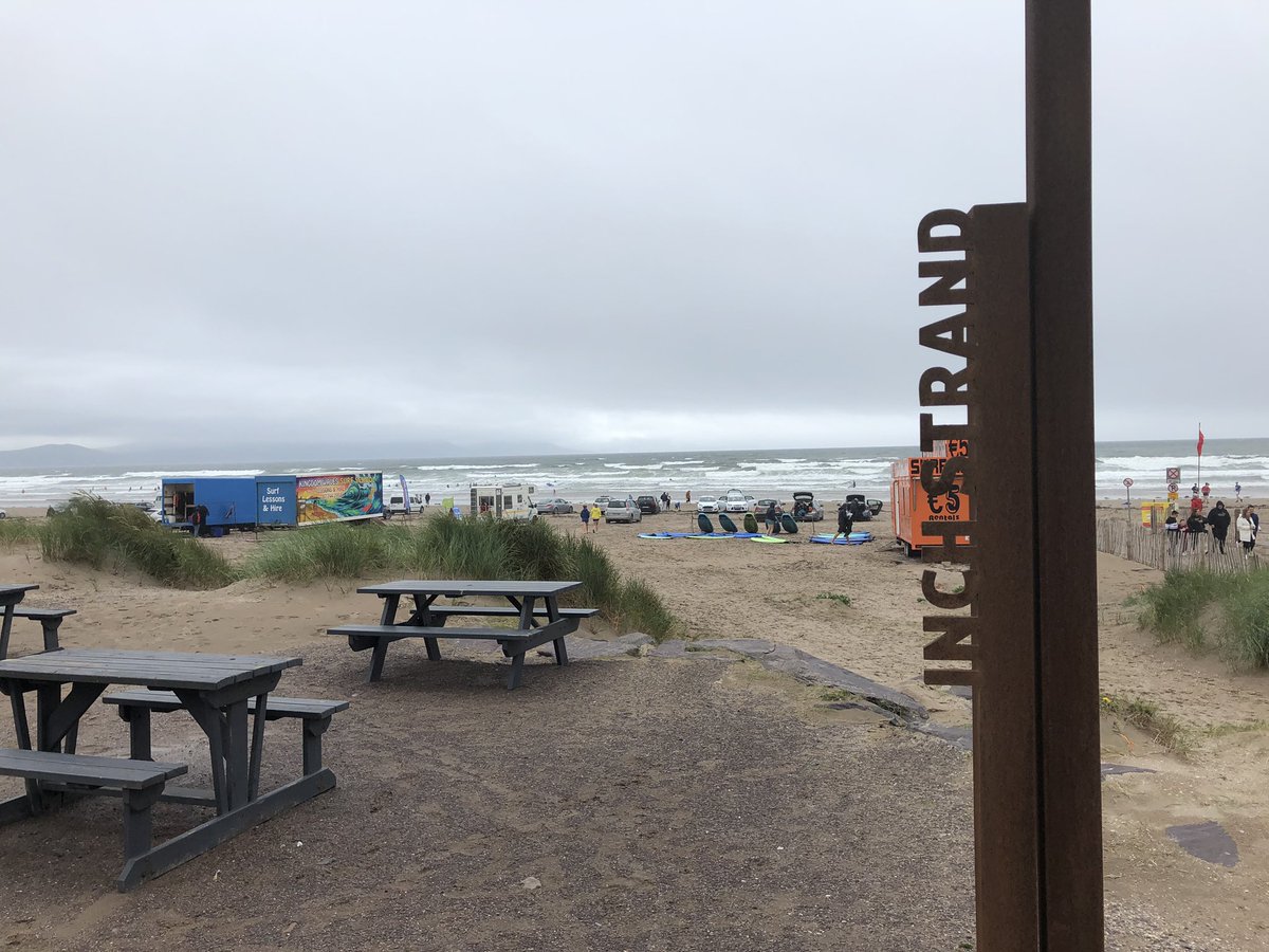 rorymedia's tweet photo. This is wild ! #inchstrand #kerry is roaring today @wildatlanticway #MakeABreakForIt #surfireland 🏄🏄♂️☘️ https://t.co/JWAKoHkPbz