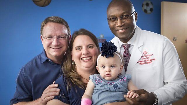 NigeriaStories's tweet photo. Gifted hands ❤️

Nigerian Physician, Dr. Oluyinka Olutoye cut a baby from womb at 23 weeks old, operated and took out a tumor, then placed the baby back into mum's womb.

Baby was delivered healthy &amp; naturally on time at 9month.

Genius https://t.co/eCs4WDhoO8