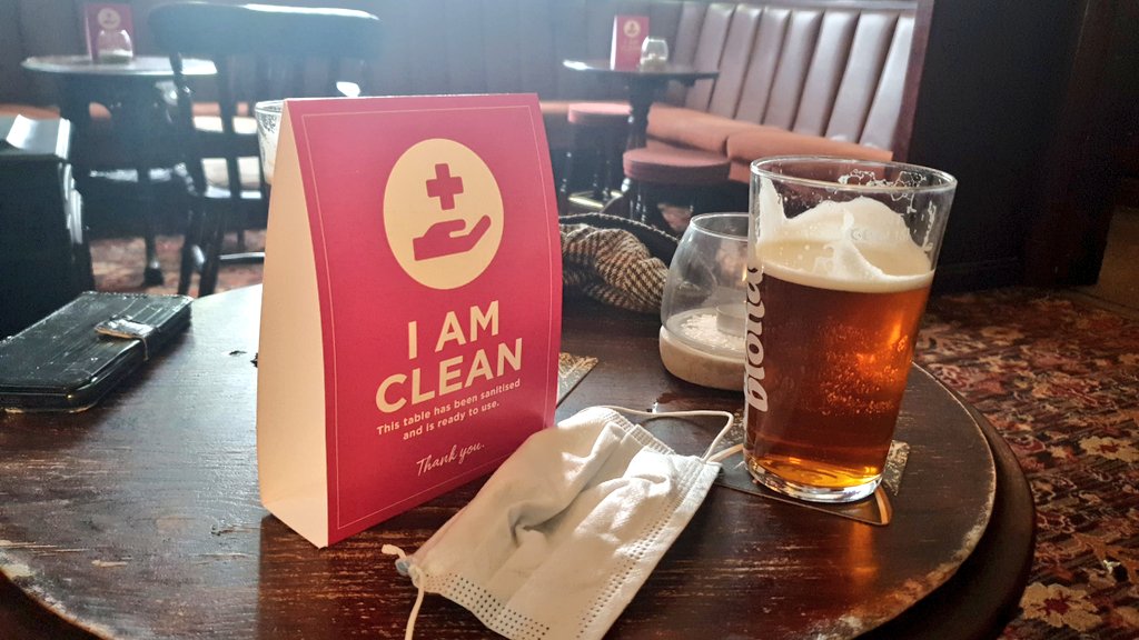 _BertAlert's tweet photo. First #pubpint in almost 4 months !!!! Delighted to find a well organised and deserted boozer https://t.co/22dHA4LxnA