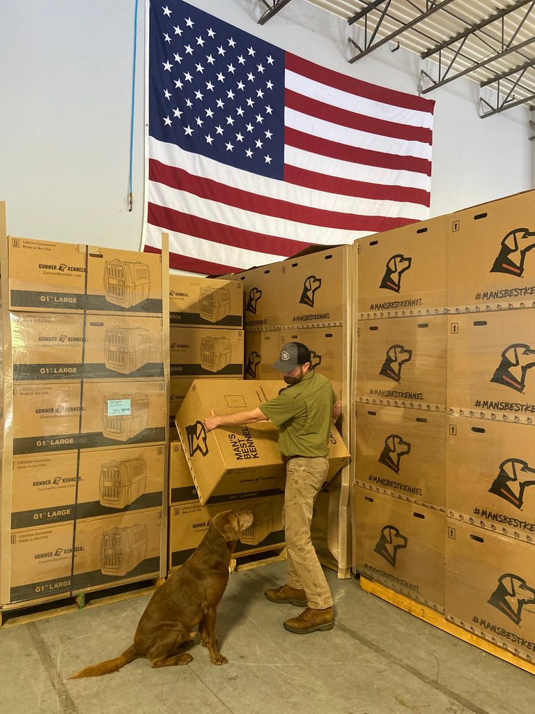 Gunner_Kennels's tweet photo. When it comes to #AmericanMade, we know there will be no corners cut. That's why Gunner is proud to be a #MadeintheUSA company.
Thanks to the 20+ small businesses across this country who partner with Gunner. When we raise a glass today, it's in part to you. 🇺🇸 #MeetGunner https://t.co/zfMjq3yOtB