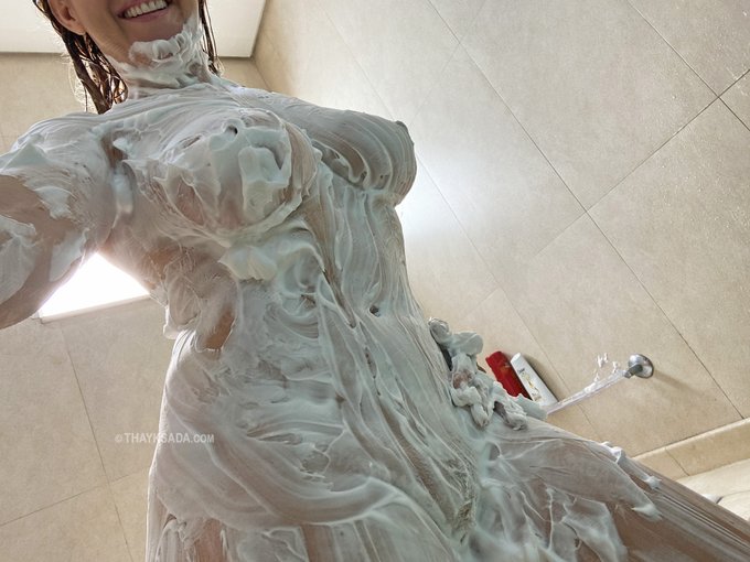 Se preparando pra curtir o FDS, &oacute;timo dia a vcs amores 😈😘 https://t.co/yjrho4IASd<a href="/tag/sextou"class="tags"><span>#sextou</span></a>