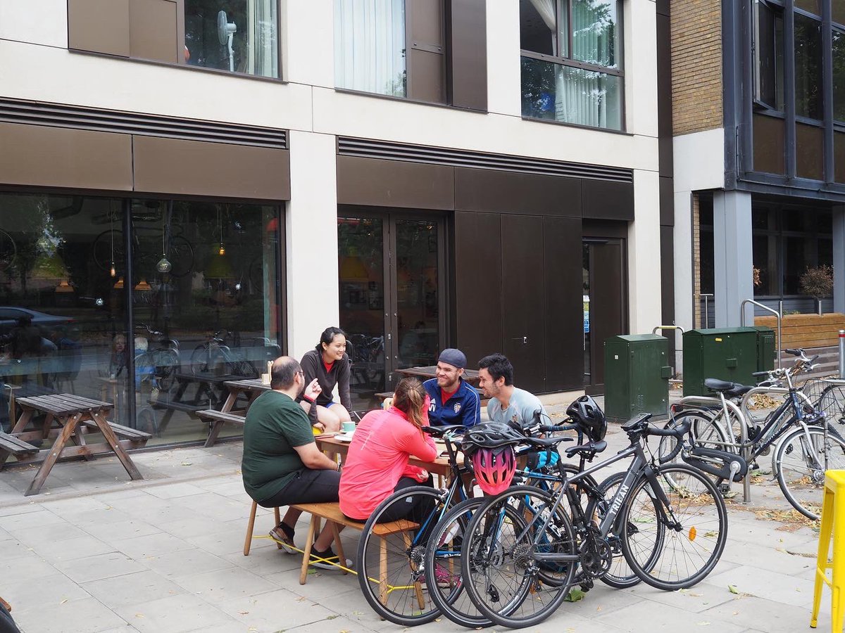 My #4thofJuly began with local MP <a href="/DanielZeichner/">Daniel Zeichner</a> <a href="/Elajehairbeauty/">Elaje Cambridge</a>.

Then on to <a href="/EspressoLibrary/">Espresso Library</a>, <a href="/stircambridge/">Stir Cambridge</a> &amp; <a href="/steakandhonour/">Steak & Honour</a>. 

Brilliant to see so much support for our Cambridge Independents today.
Feeling hopeful. And very very proud.