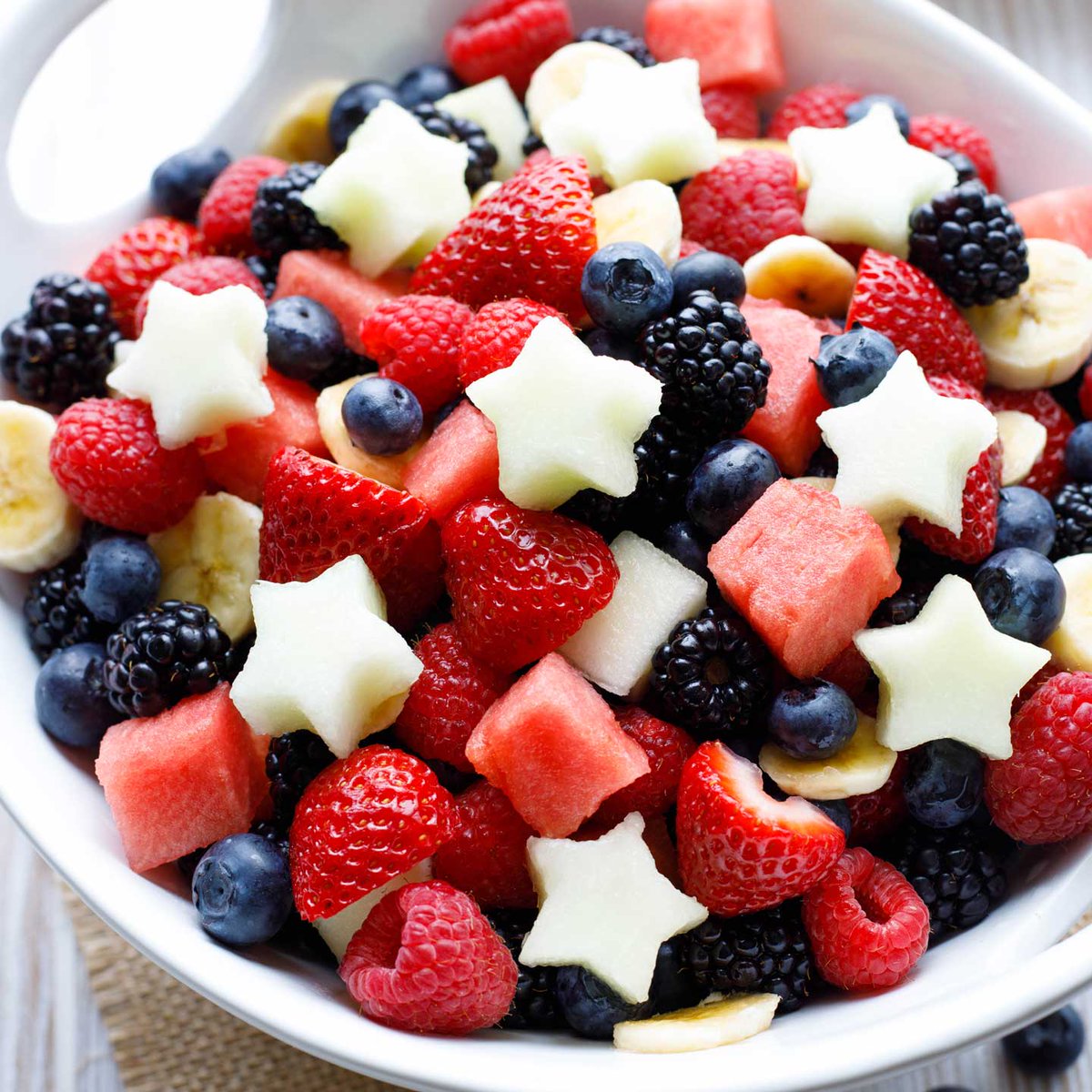 CatFoodBreath's tweet photo. This is what Thing Two made for breakfast this morning. This is also what accidentally fell on the floor for NO REASON. #July4th #Splat #IndependentFruit #FruitIsStupid #RedWhiteSplat PS: Thing Two is yelling. #NotFestive https://t.co/mIB9h1HfJr