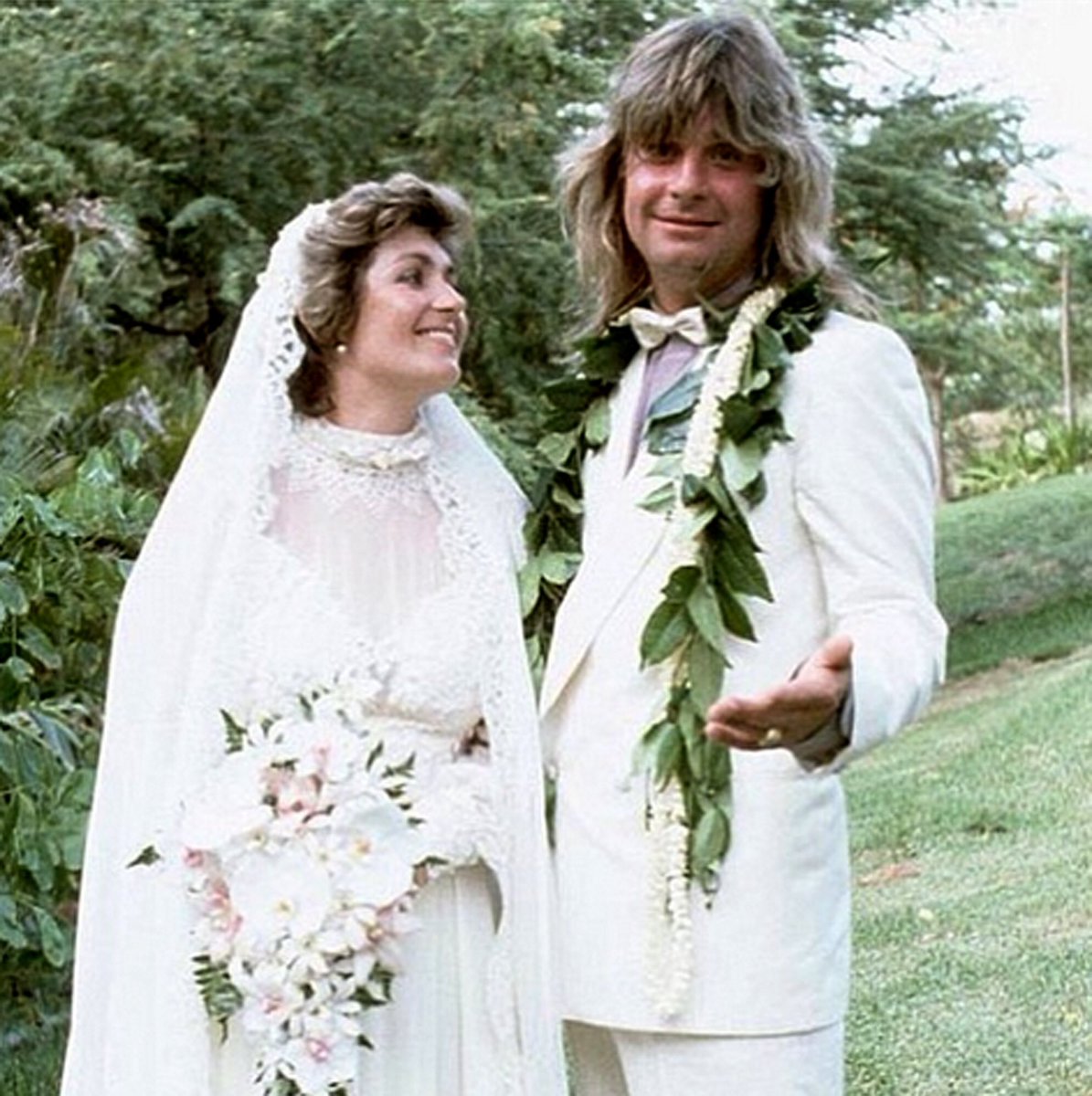 OzzyOsbourne's tweet photo. Happy Anniversary My Love! https://t.co/L3Hb6u2dVf
