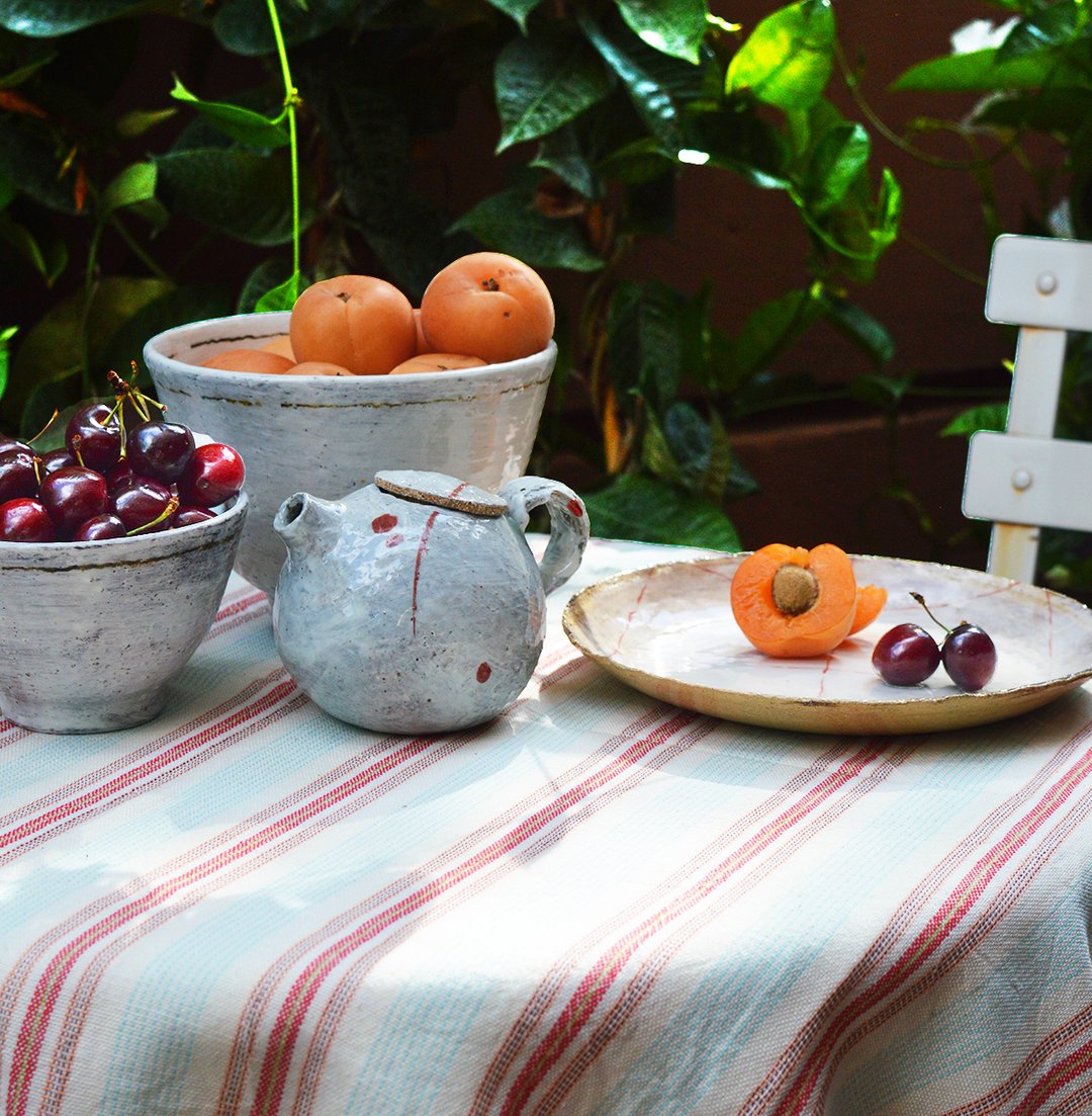 stitchandtickle's tweet photo. Hope everyone is finding time to relax outside this weekend!
.
(Ceramics by the lovely French artist Florence Penault - please DM to enquire)
.
 #stitchandtickle #handmade #leatherbags #giftshop #shopboston #shopbostonlocal
@sowaboston #sowaboston #howtoboston #bostondotcom #pret https://t.co/S8fwi76uNe