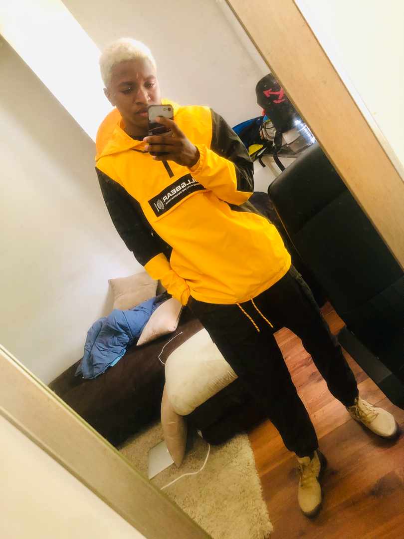 EmukuleDerrick's tweet photo. Congratulations bro Allan on becoming a year older. This year of your life, be sure to seize every moment and conquer every challenge that comes your way. The sky is not the limit when it comes to you. https://t.co/qnODcSkgbn
