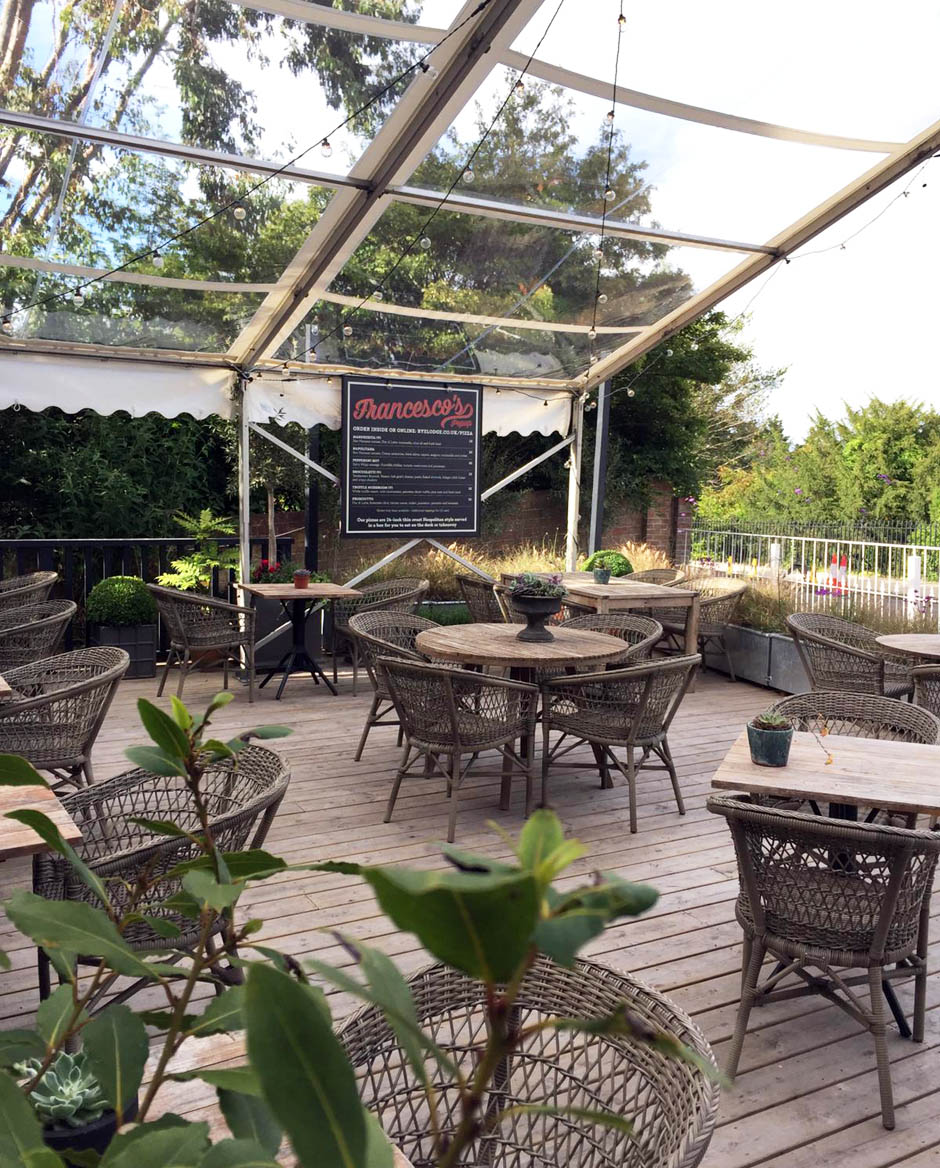 Our summer pop-up restaurant opens today!  Francesco's will be serving authentic Neapolitan pizza made in our pizza oven and served from our terrace. Enjoy alongside a drink or take away.
See ryelodge.co.uk/pizza for our menu and ordering.  Come and see us soon!