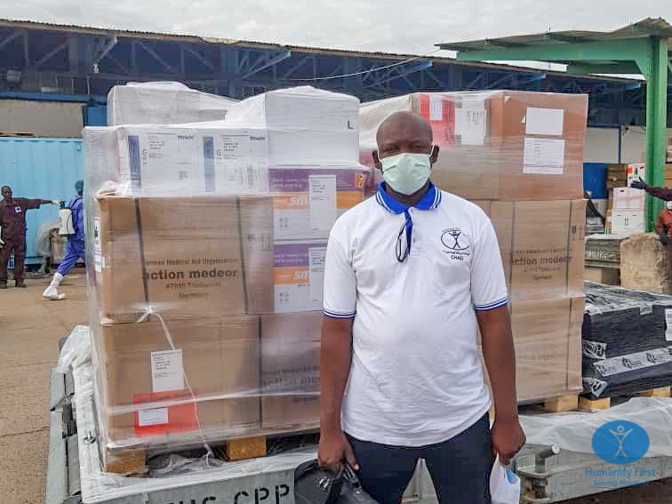 HumanityFirstDE's tweet photo. Humanity First Deutschland liefert Hilfsgüter im Wert von 60.000 € nach N'Djamena, #Tshad. Dank Unterstützung von @WFPSupplyChain @EU_ECHO & @AuswaertigesAmt und der Equipment-Spende von @SiemensHealth konnte die Fracht von unseren Mitarbeitern in Tschad empfangen werden. 🤝✈️🌍 https://t.co/aS1sIEPHaZ