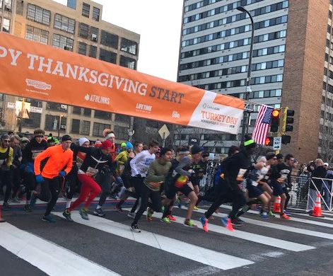 TurkeyDay5k's tweet photo. Wishing all a safe and happy 4th of July! 🇺🇸 #IndependenceDay https://t.co/eWvwGGkoZS